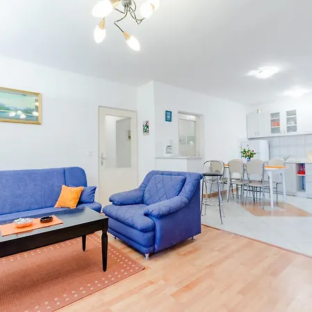 Sea Star Διαμέρισμα Τρογκίρ